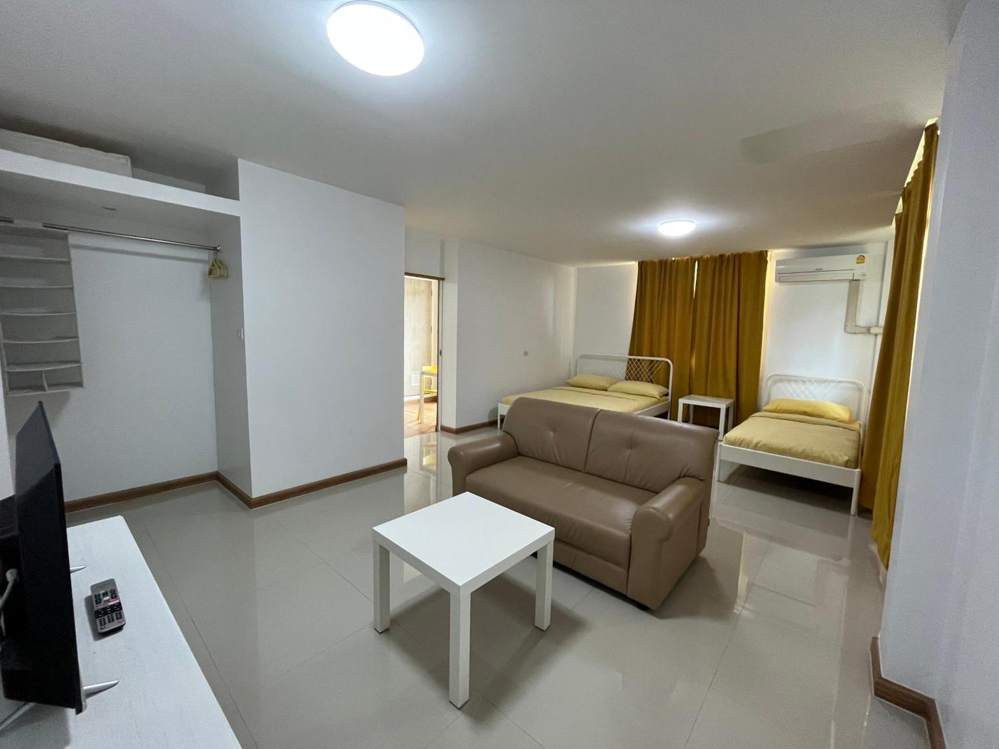 Dao Jaras Fah Hometel ดาวจรัสฟ้าโฮมเทล Bangkok Eksteriør bilde